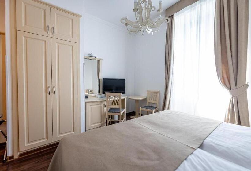 Номер Стандарт, Boutique Hotel Kaštel