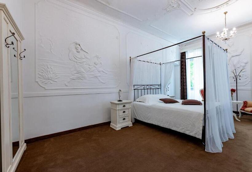 발코니 디럭스 룸, Boutique Hotel Kaštel