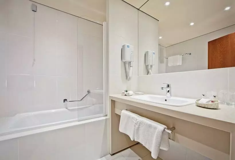 Comfort-huone, Central