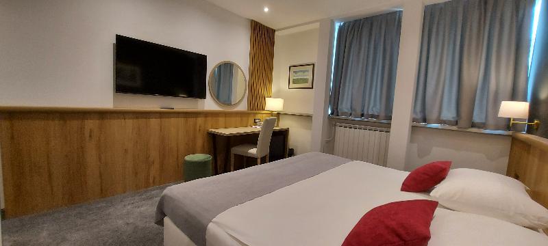 غرفة سوبيريور, Central