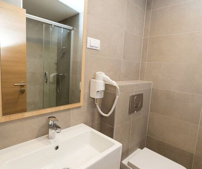 Номер Стандарт Индивидуальный, Crikvenica