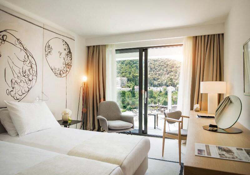 豪华海景房带阳台, Kompas