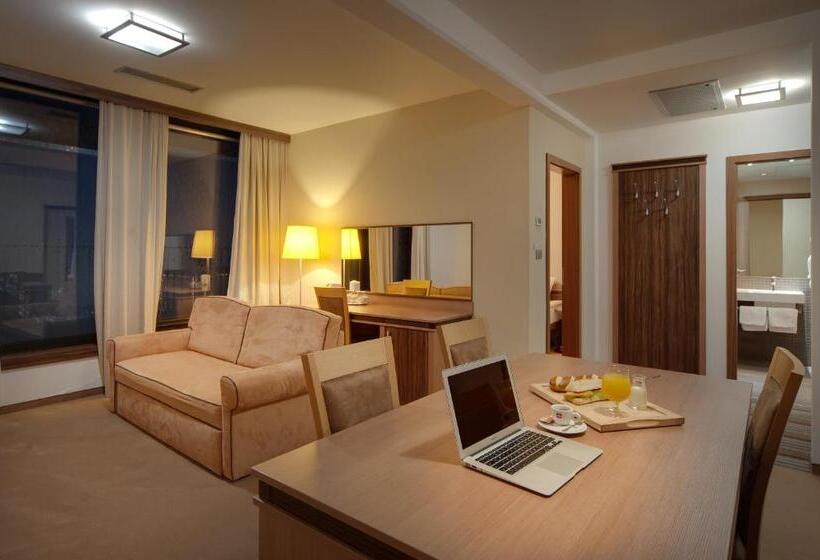 سوئیت با بالکن, Kras