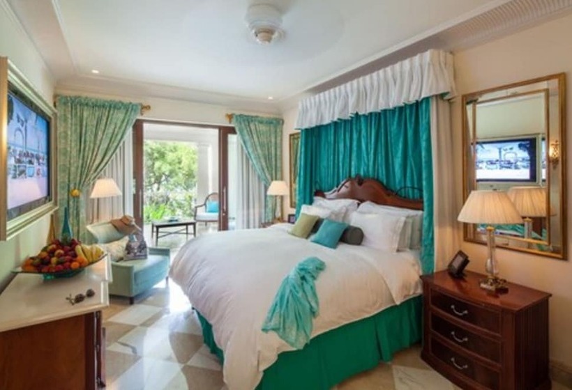 سوییت لوکس, Sandy Lane