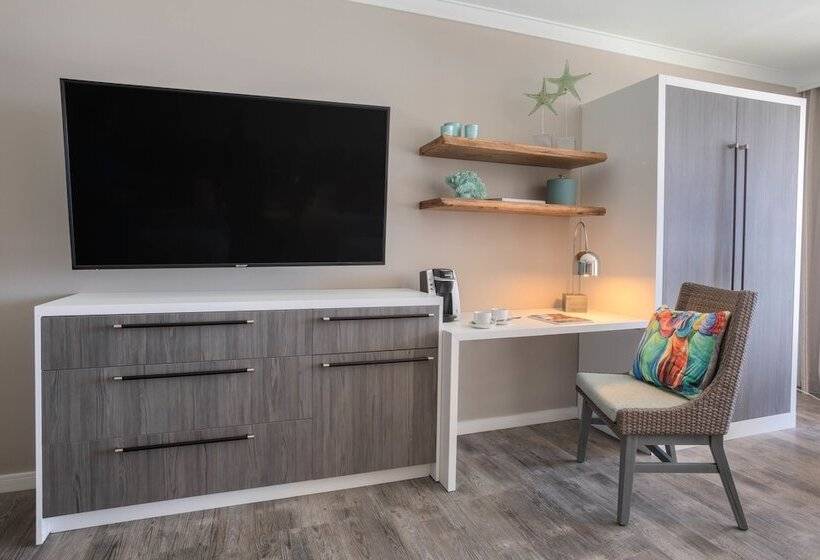 سوییت جونیور لوکس با چشم‌انداز دریا, Sea Breeze Beach House All Inclusive By Ocean Hotels