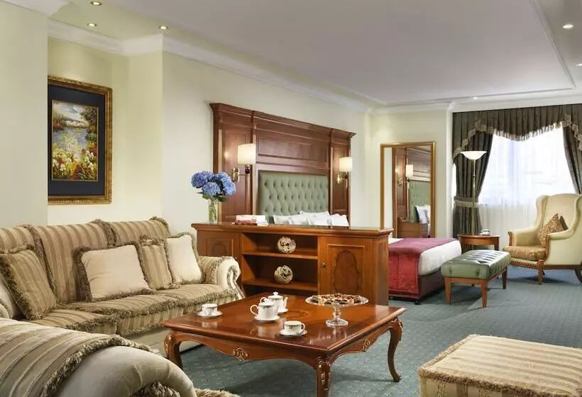 Junior Suite, Swiss Diamond Hotel Prishtina