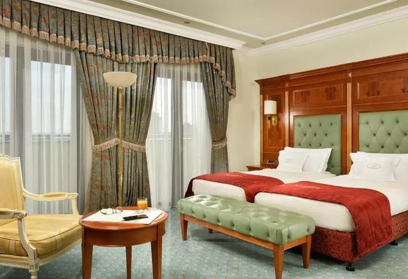 Deluxe Room, Swiss Diamond Hotel Prishtina