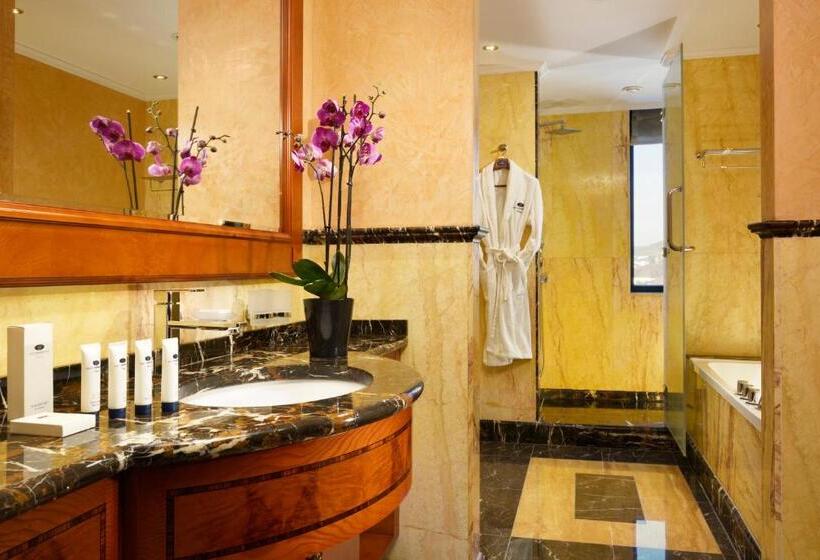 اتاق پرمیوم, Swiss Diamond Hotel Prishtina