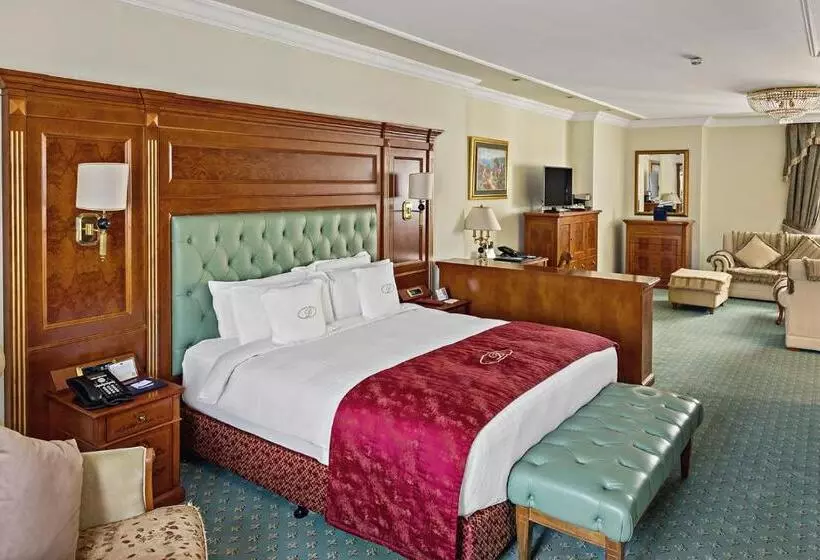 Junior Suite, Swiss Diamond Hotel Prishtina