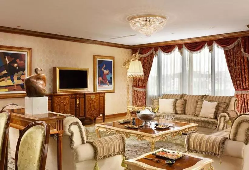 Presidential Suite, Swiss Diamond Hotel Prishtina