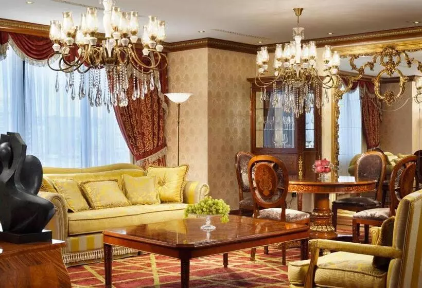 Presidential Suite, Swiss Diamond Hotel Prishtina