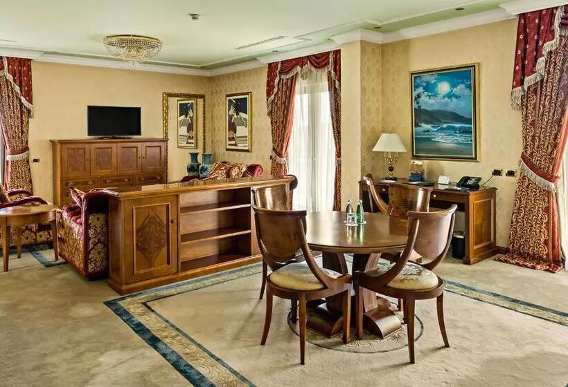 Executive Suite, Swiss Diamond Hotel Prishtina