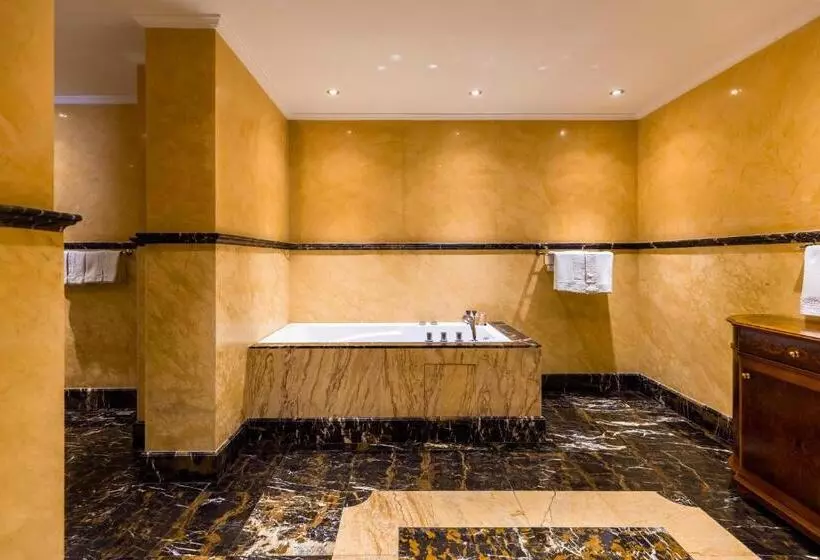 Executive Suite, Swiss Diamond Hotel Prishtina