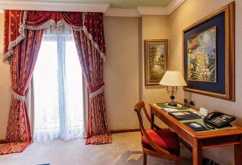 Executive Suite, Swiss Diamond Hotel Prishtina