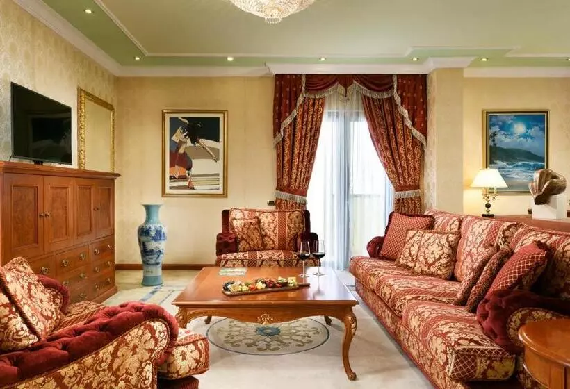 Executive Suite, Swiss Diamond Hotel Prishtina