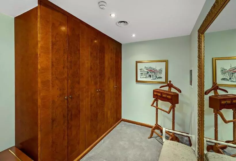 Prestige Suite, Swiss Diamond Hotel Prishtina