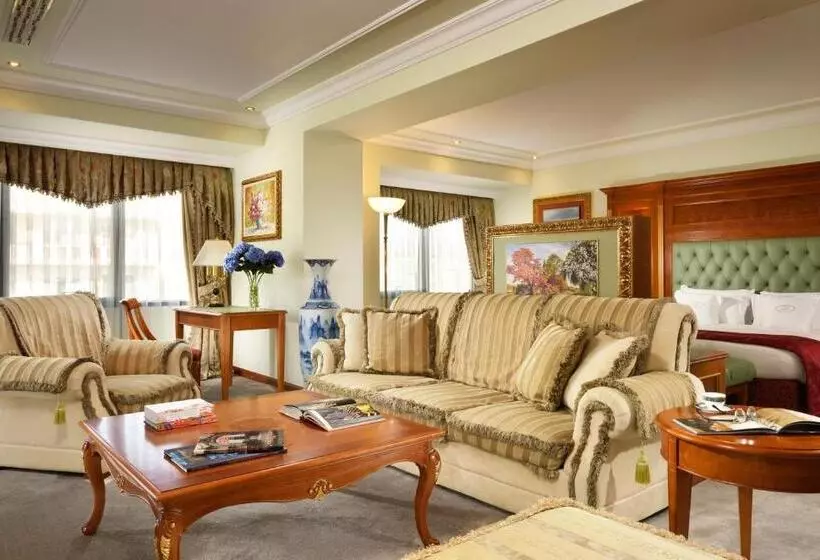 Prestige Suite, Swiss Diamond Hotel Prishtina