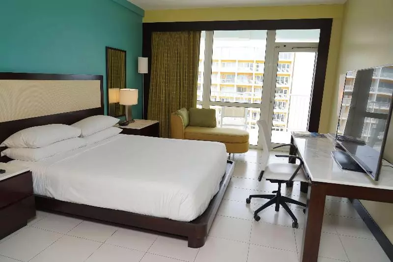 اتاق استاندارد با بالکن, The Condado Plaza Hilton