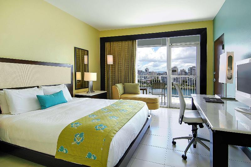 غرفة قياسية سرير كينج, The Condado Plaza