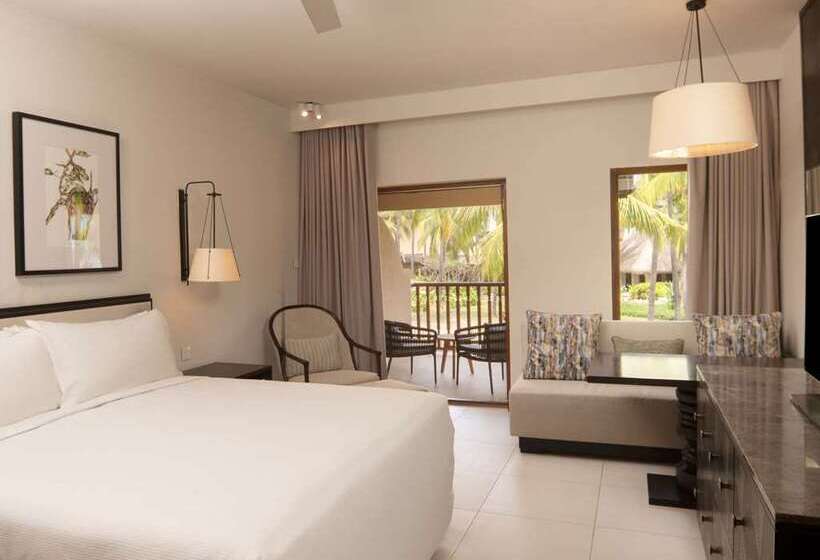 جناح سرير كينج, The Condado Plaza