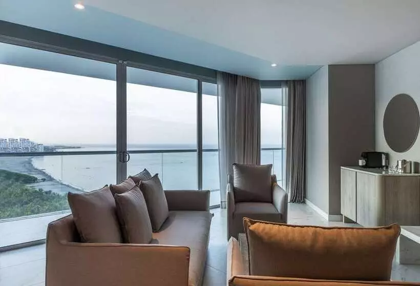 اتاق لوکس, The Condado Plaza Hilton
