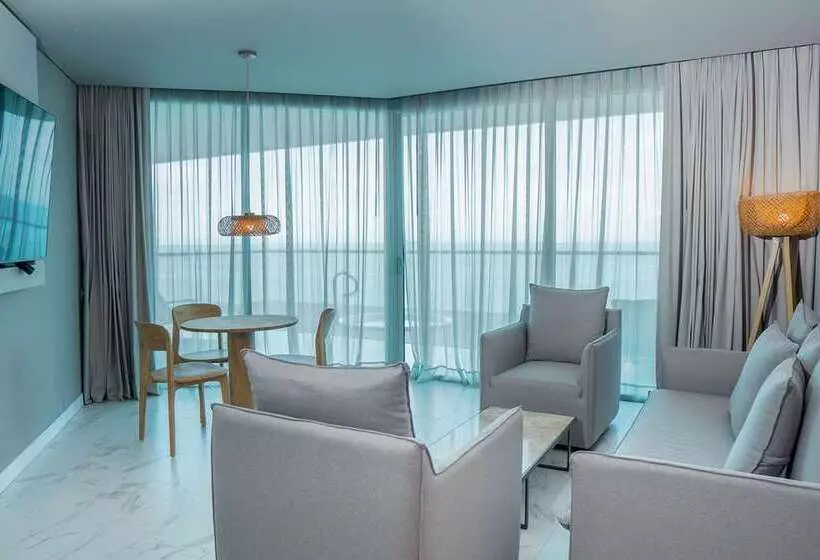 اتاق لوکس, The Condado Plaza Hilton