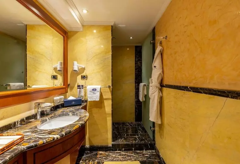 Superior Room, Swiss Diamond Hotel Prishtina