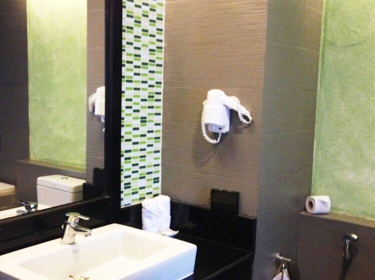 标准间, Weekender Resort