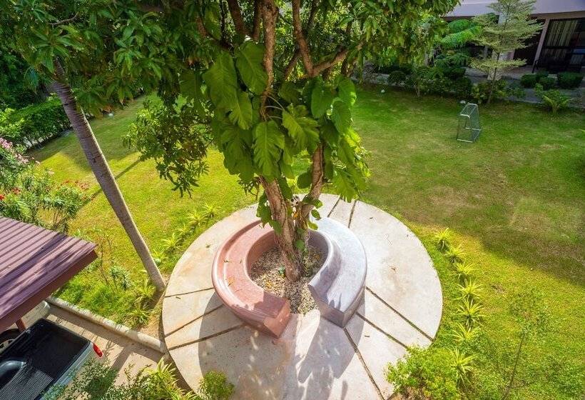 标准间, Weekender Resort