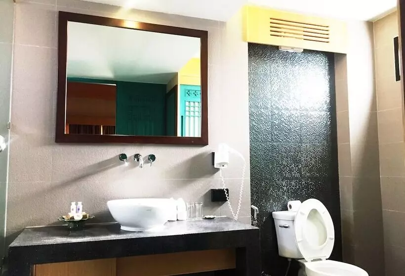 ویلای لوکس 1 خوابه, Weekender Resort
