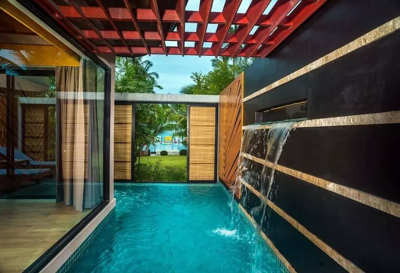 ویلای یک اتاق خوابه با استخر شنا, Weekender Resort