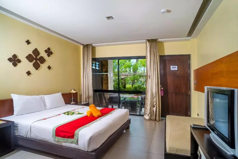 اتاق استاندارد, Weekender Resort