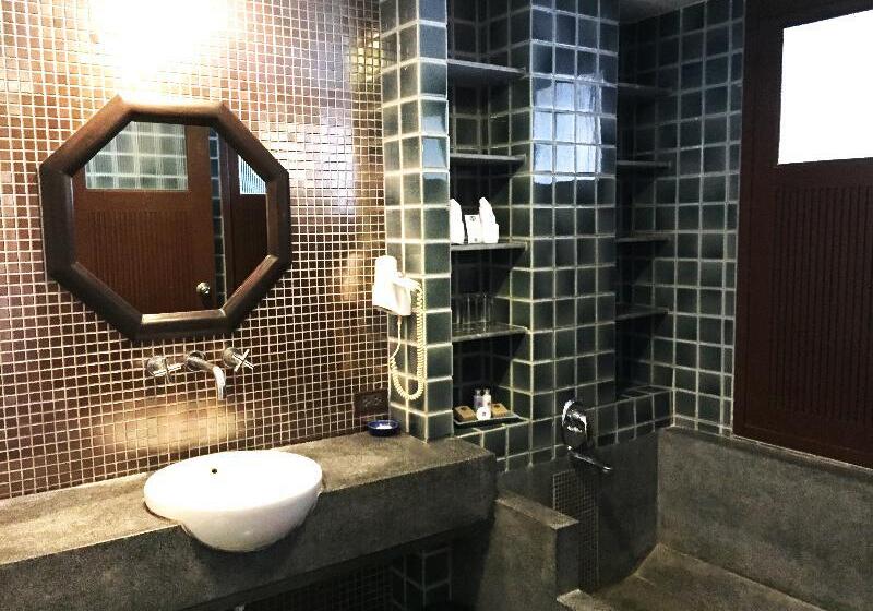 高级客房, Weekender Resort