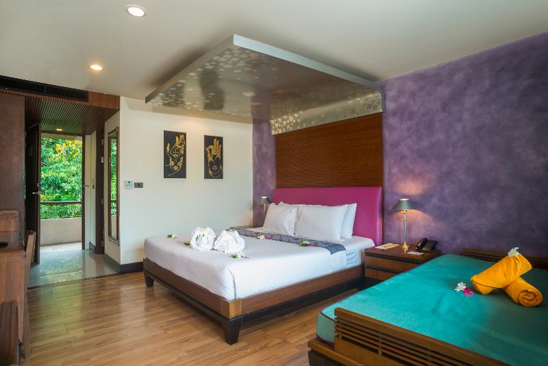 高级大房间, Weekender Resort