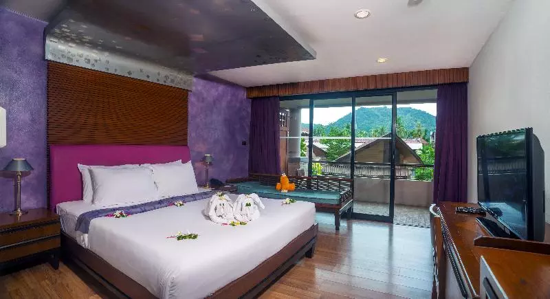 اتاق سوپریور, Weekender Resort
