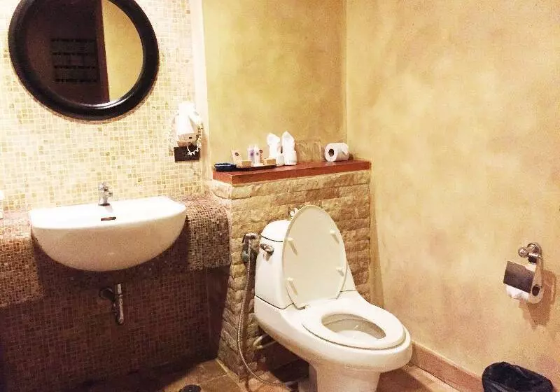 اتاق سوپریور, Weekender Resort
