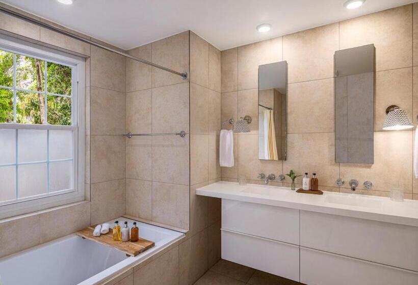 اتاق استاندارد سه نفره, Cambridge Beaches Resort And Spa