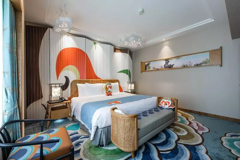 キングサイズベッドのスイートルーム, Crowne Plaza Shanghai, An Ihg