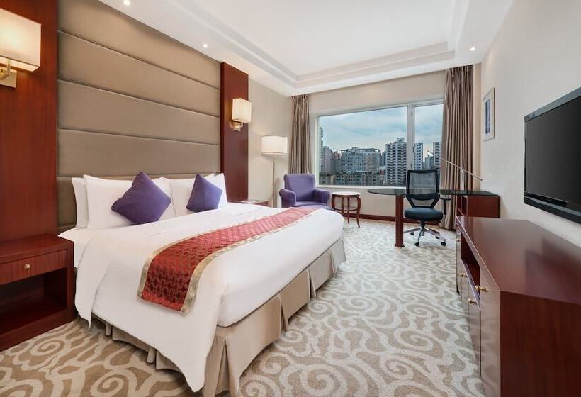 Standart Oda, Crowne Plaza Shanghai, An Ihg