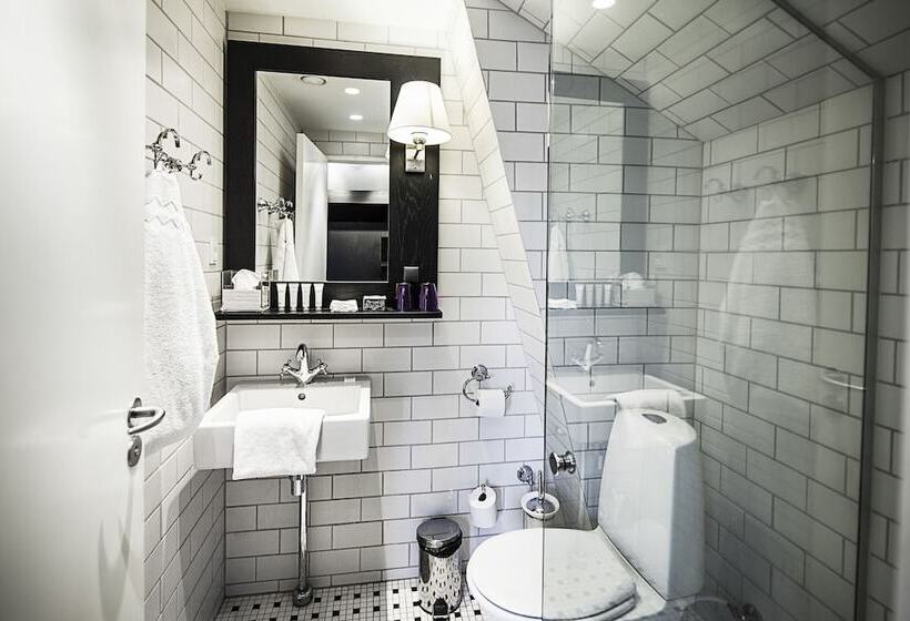 غرفة قياسية فردية, First Hotel Grand