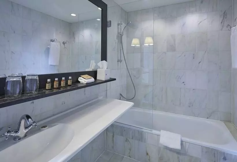 اتاق سوپریور, First Hotel Grand