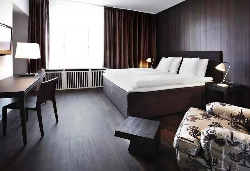 اتاق استاندارد, First Hotel Grand