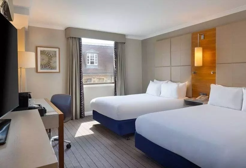 2ダブルベッドのスタンダードルーム, Hilton Cambridge City Centre