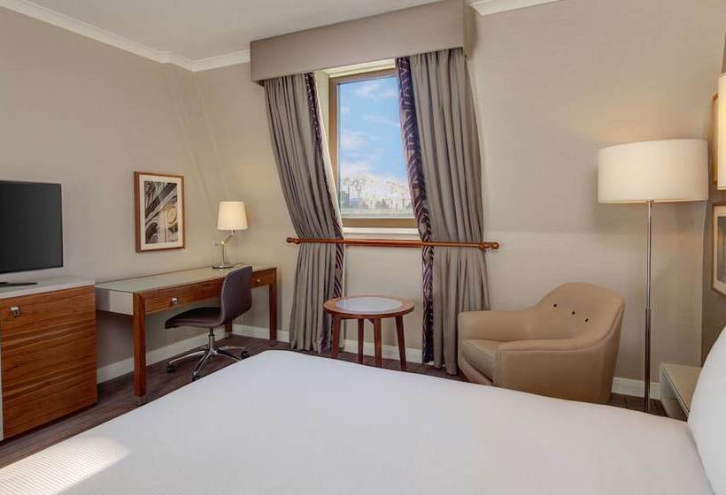 Номер Стандарт 2 Двуспальные Кровати, Hilton Cambridge City Centre