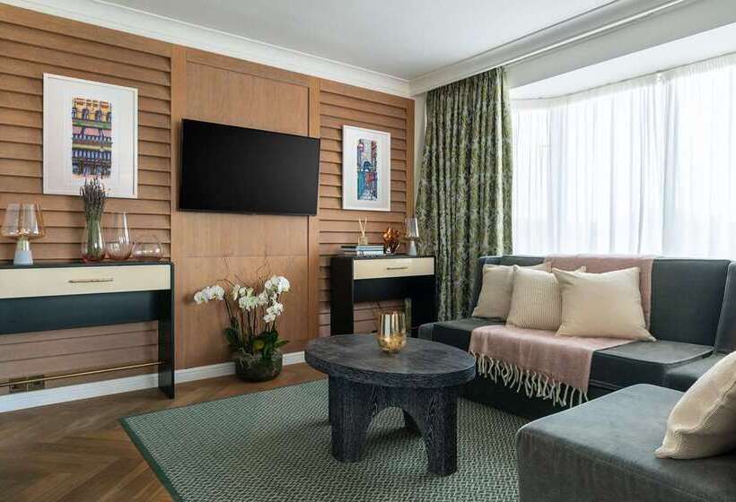 이그제큐티브 룸 킹사이즈 침대, Hilton Cambridge City Centre