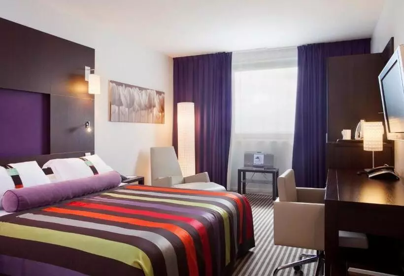 スパアクセス付きのスーペリアルーム, Holiday Inn Dijon Toison D Or, An Ihg