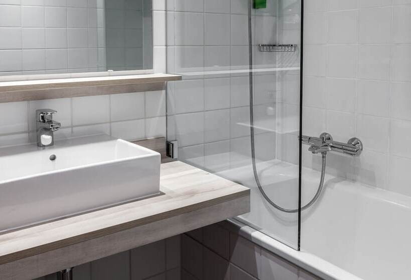 اتاق استاندارد با تخت دوبل, Holiday Inn Munich South, An Ihg