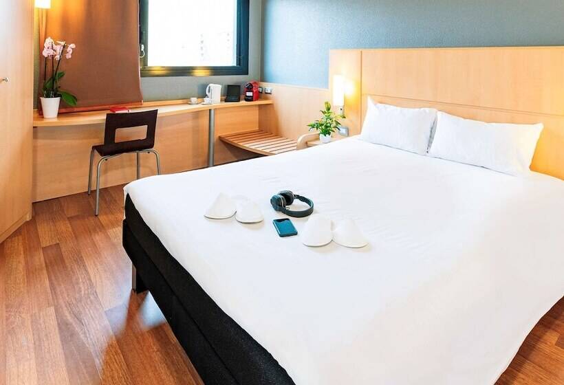 اتاق پرمیوم, Ibis Milano Ca Granda