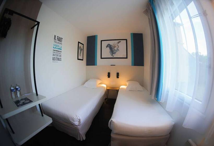 Номер Стандарт, Kyriad Hôtel La Fleche