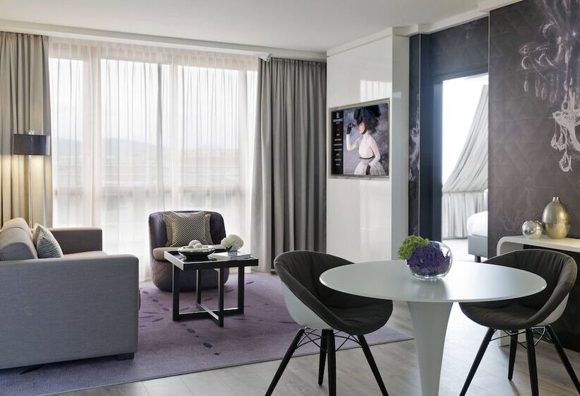 带2个卧室的套房, Renaissance Wien